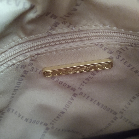 Steve Madden Crossbody - Picture 12 of 14